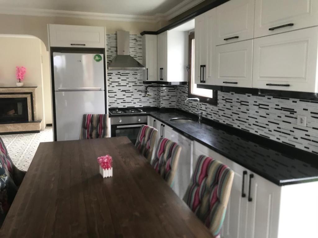 Sapanca Manzara Villa 1 Isitma Havuzlu Exterior foto